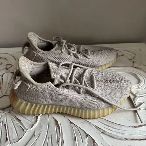 Adidas Yeezy Boost 350 V2 sneakers in the Sesame men’s size 6